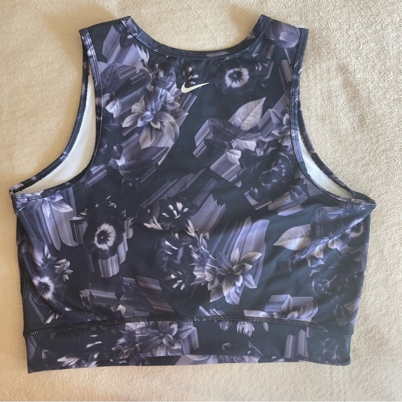 Nike athletic tank top size large - Picture 3 of 5